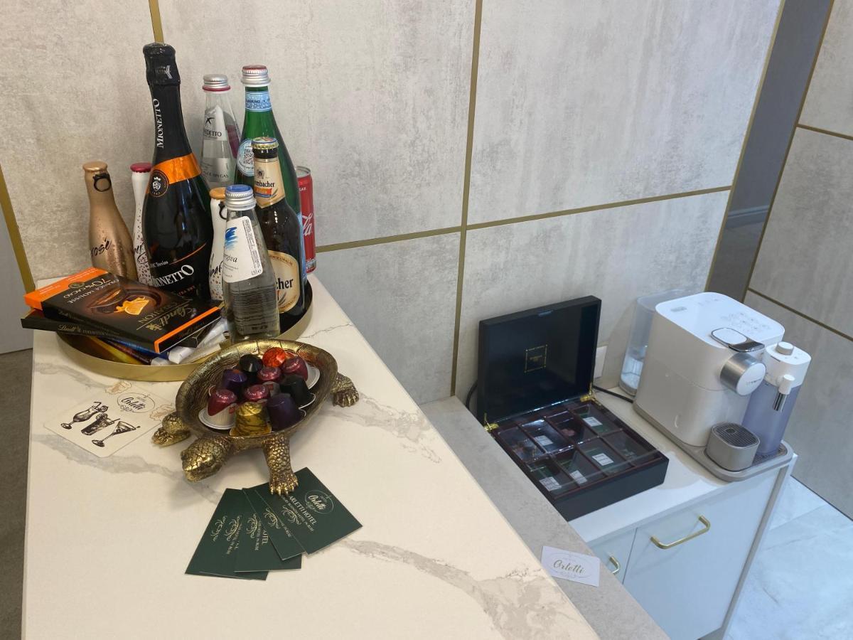 Arletti Hotel Roese Buitenkant foto